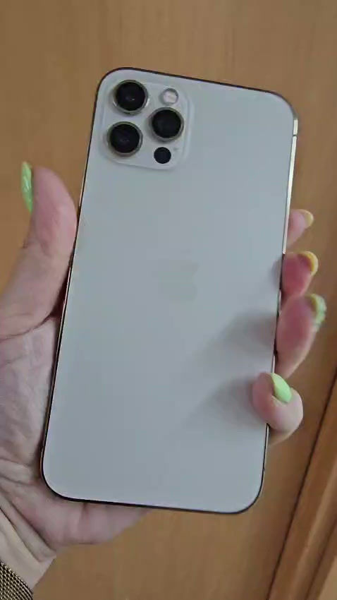 תמונה ממוזערת: איפון אפל - Apple iPhone 12 Pro Max -  256GB - יד שניה במצב טוב מאוד