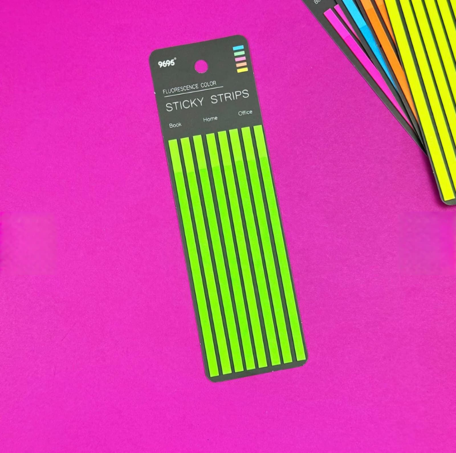 Yeşil renkli postit yapışkan kağıt