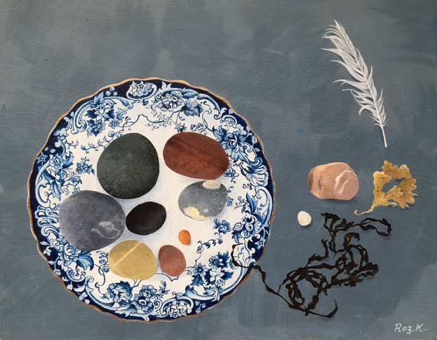 Pebbles on a plate