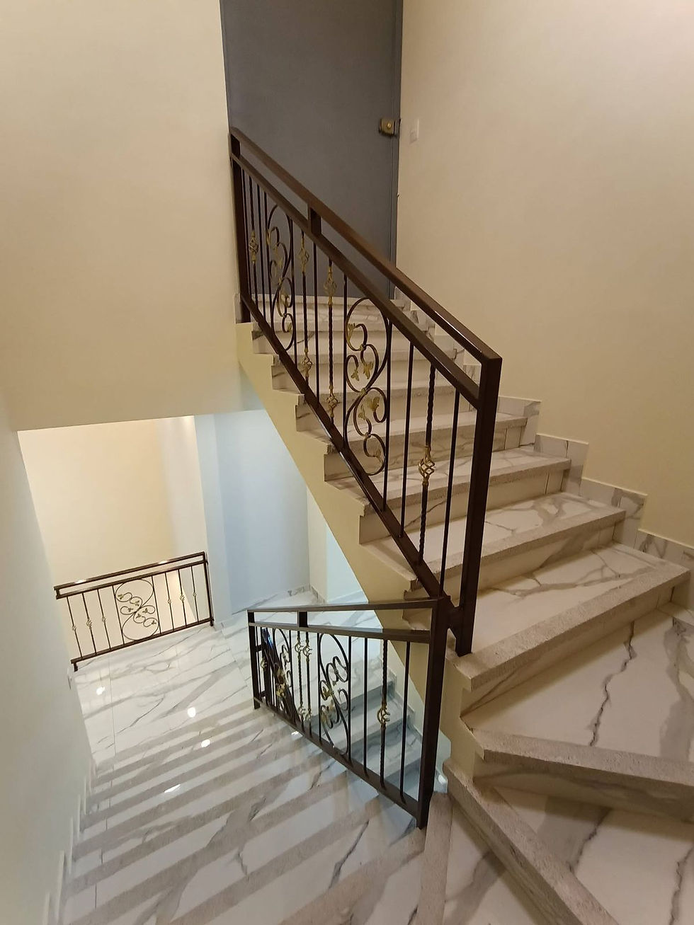 Miniatura: Venta de lujosa casa - Res. El Sauce