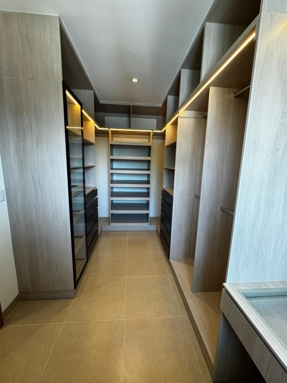 Miniatura: PENTHOUSE EXCLUSIVO EN VENTA — COLONIA PAYAQUÍ