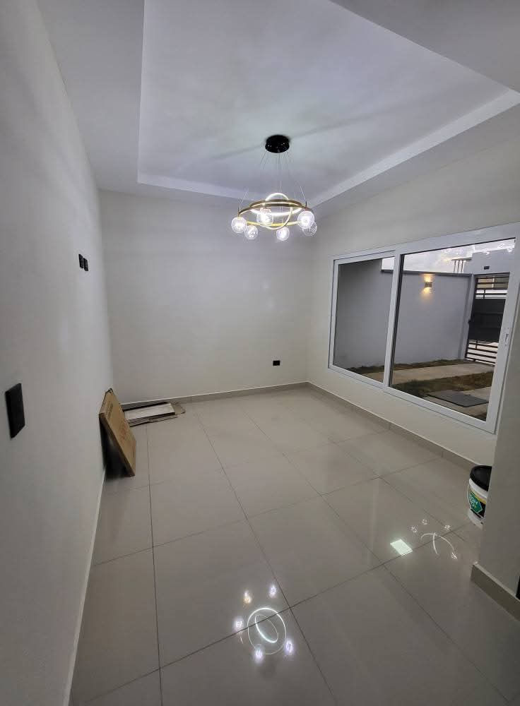 Miniatura: Casa en venta - Res. El Sauce Villa Napoles