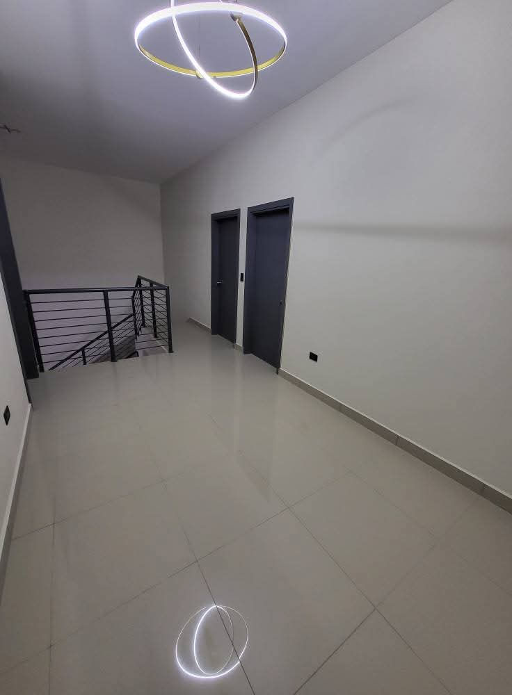Miniatura: Casa en venta - Res. El Sauce Villa Napoles
