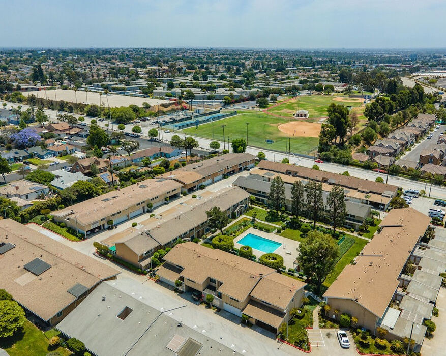 Briarwood Sussex Pool Arial