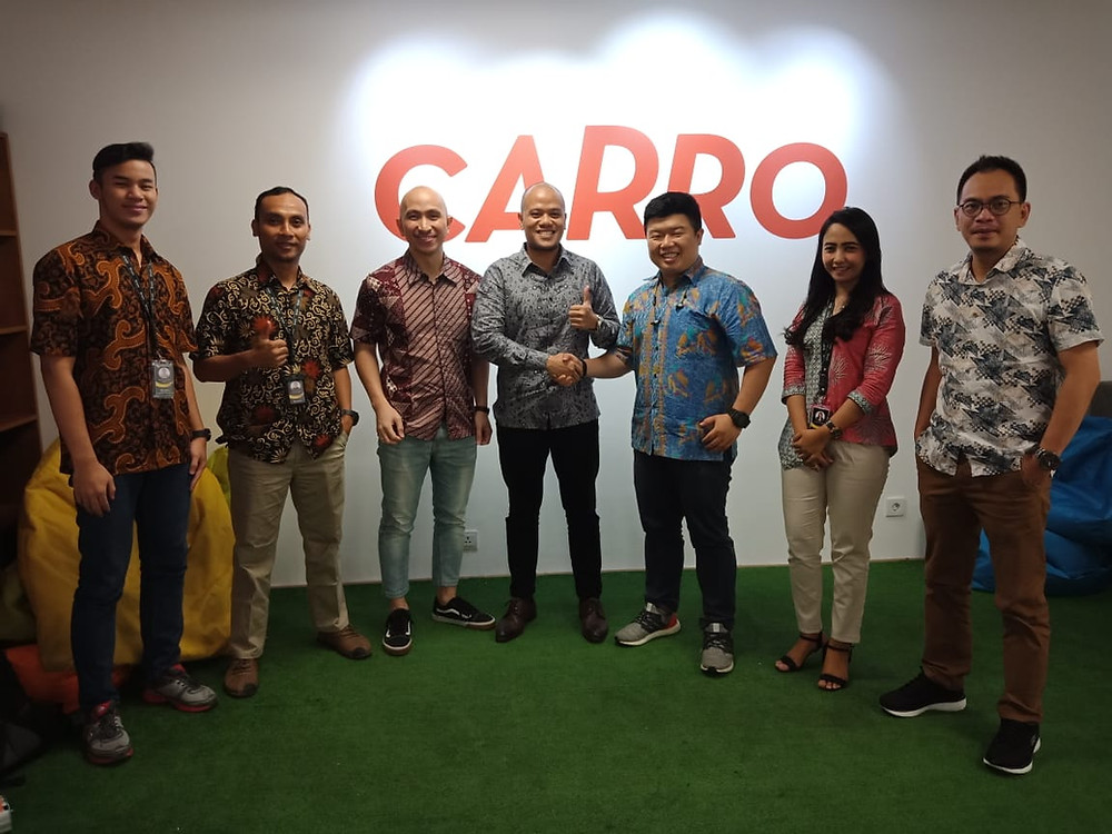 Founder dan CEO Brum, Bagus Mahadito dan tim bersama Aditya Lesmana, Co-Founder Carro dan tim di kantor Carro Indonesia, Jakarta Selatan