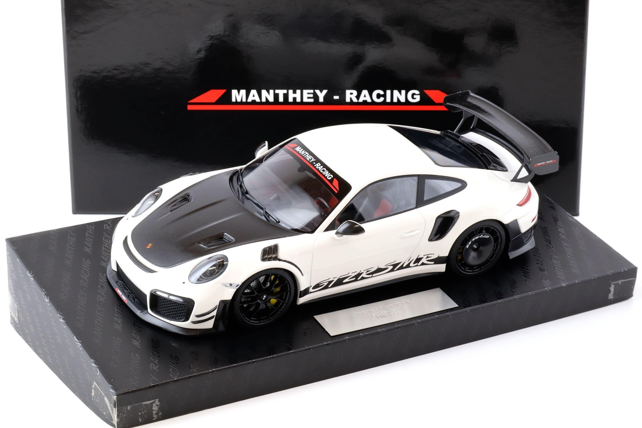 Manthey Racing Porsche GT2 RS racing edition no:8 of 200