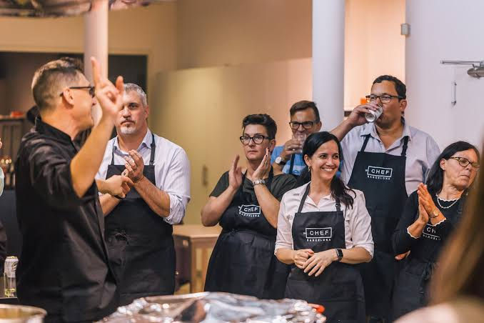 Can Corporate Event Planners Partner with Barcelona Cooking Classes for Team Building?