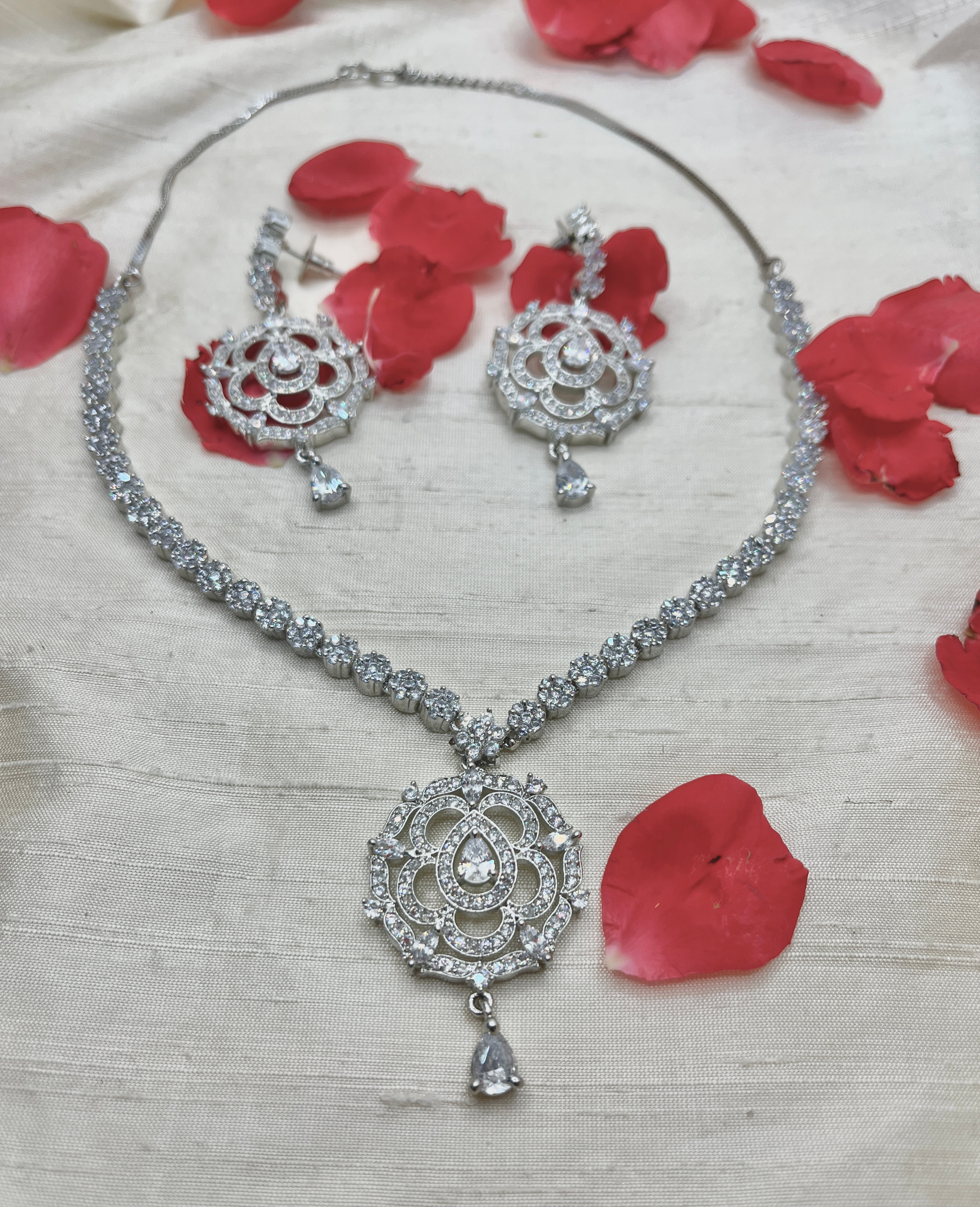 Floral Jewelry Set with Necklace
