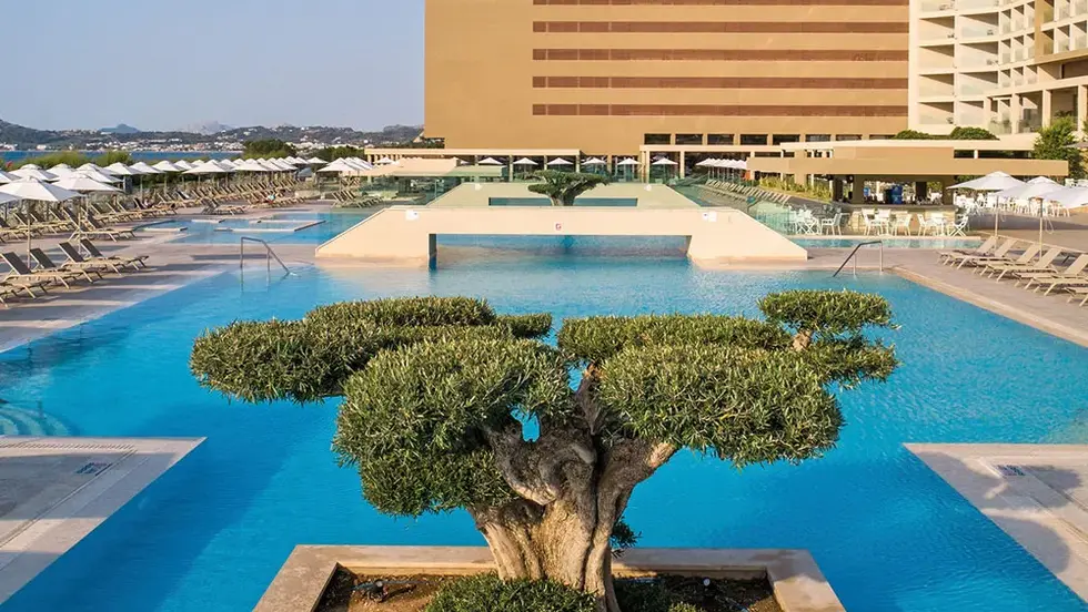 Amada Colossos Resort