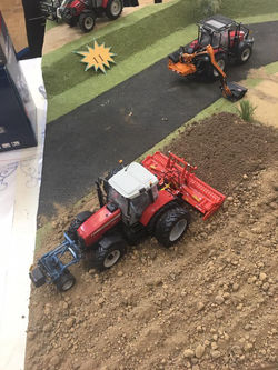 16711492_947398935396659_1739478436173516563_n