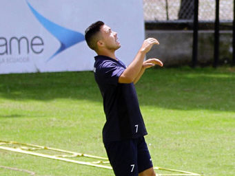 Jonny Uchuari, Jugador del Independiente del Valle