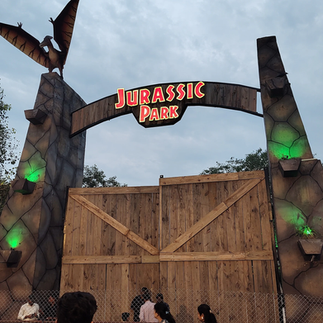 Kids_activities_at_jurassicpark