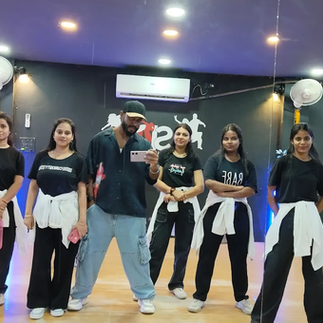 Best_dance_at_srijan_dance_academy