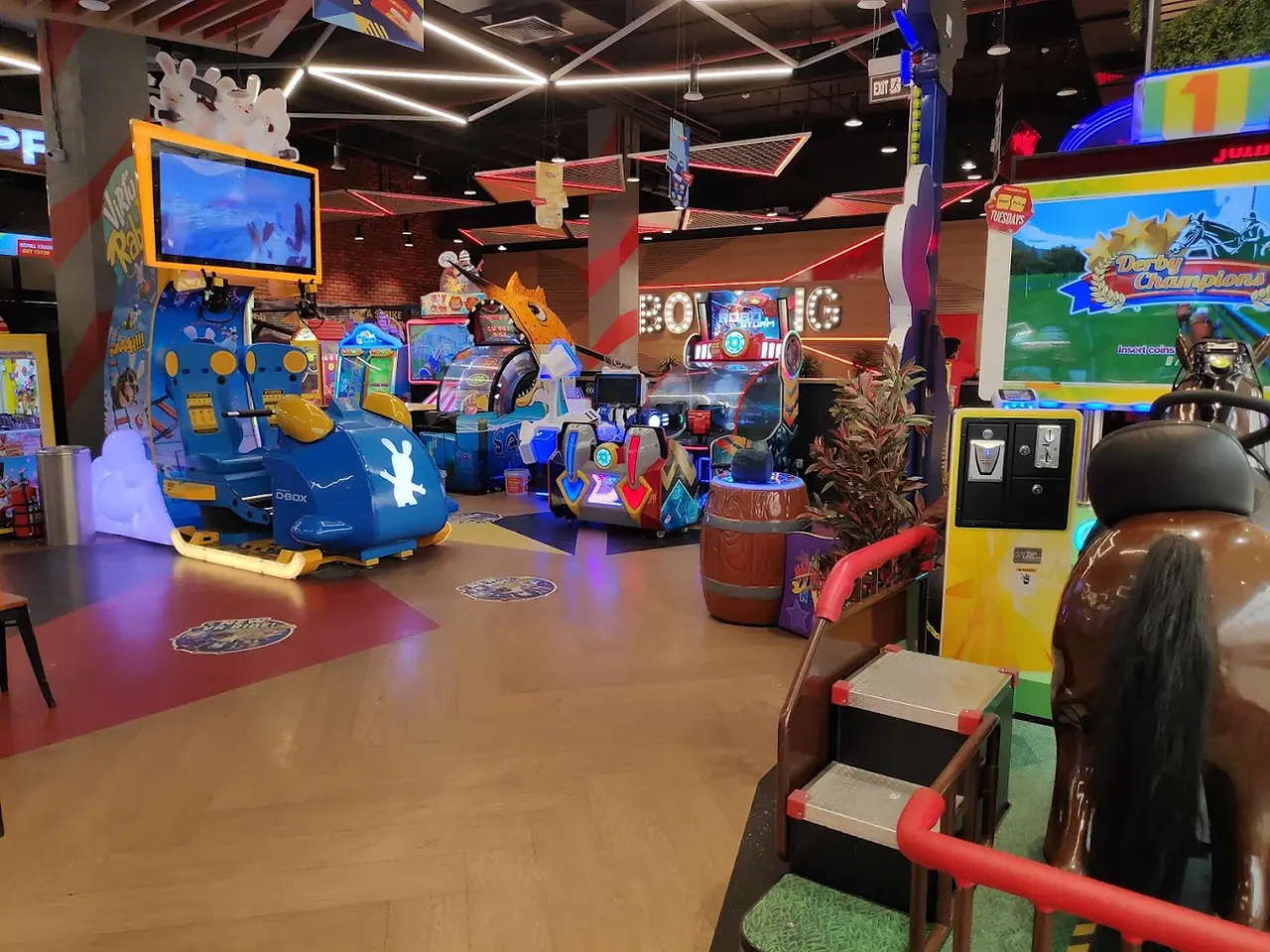 Kids_activities_at_phoenixpalassio