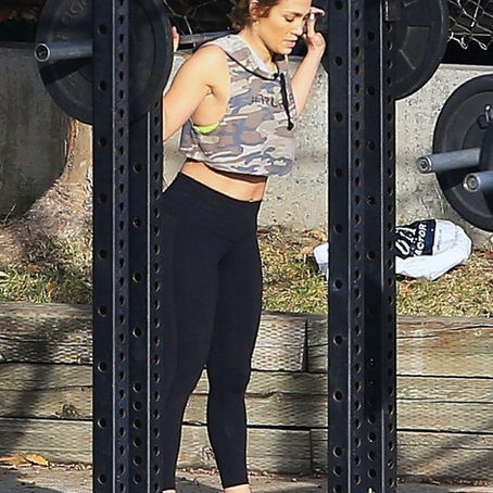 Steal J.Lo's Gym Style