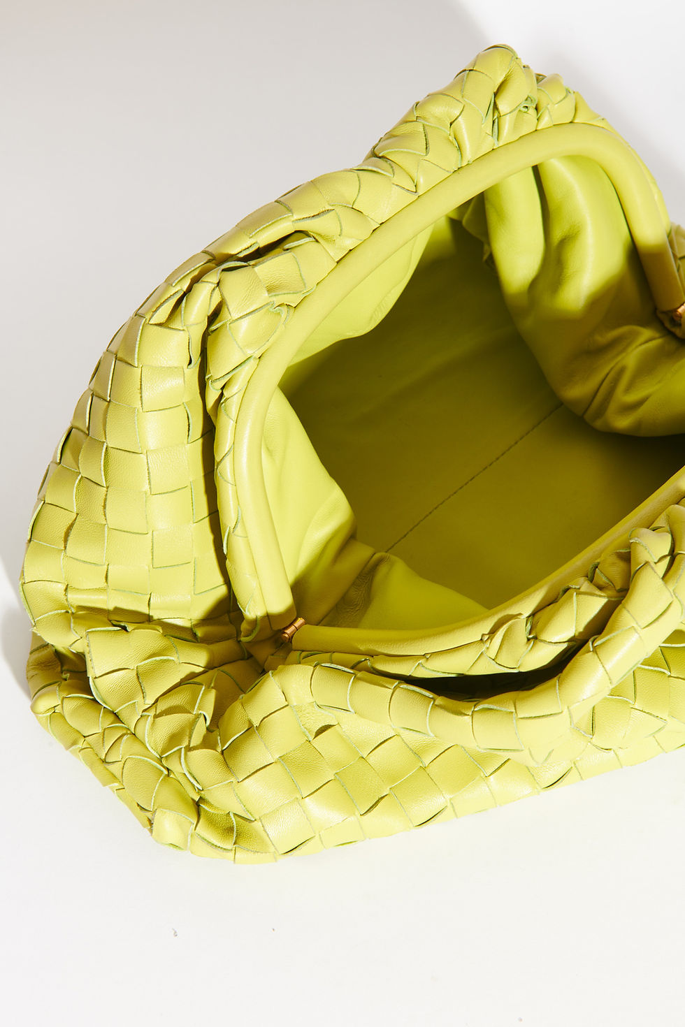 Miniatura: POUCH BOTTEGA VENETA