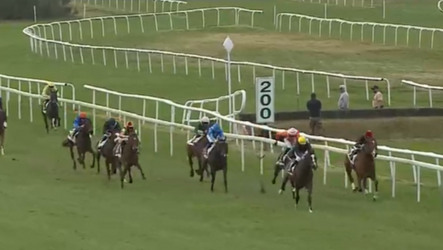Serenissimus on his way to winning at Fontainebleau, 6th March 2026