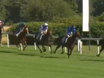 Runners in the Grand Prix de Saint-Cloud