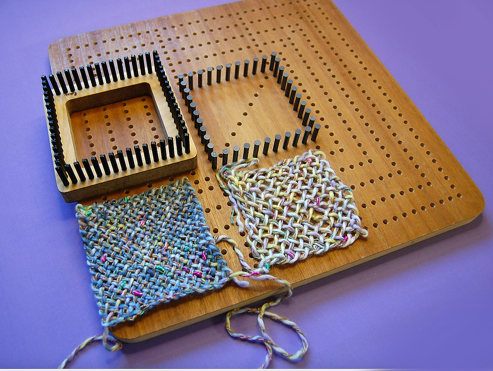 Miniatura: Basque Trilogy - 3 pin loom KIT for thin yarn