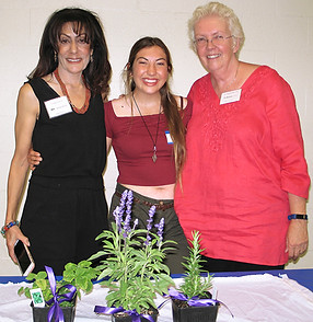 2018 lagc scholarship winner victoria tori kramer with lagc scholarship chairperson ann semaan-beisch, and lagc president nora leibman