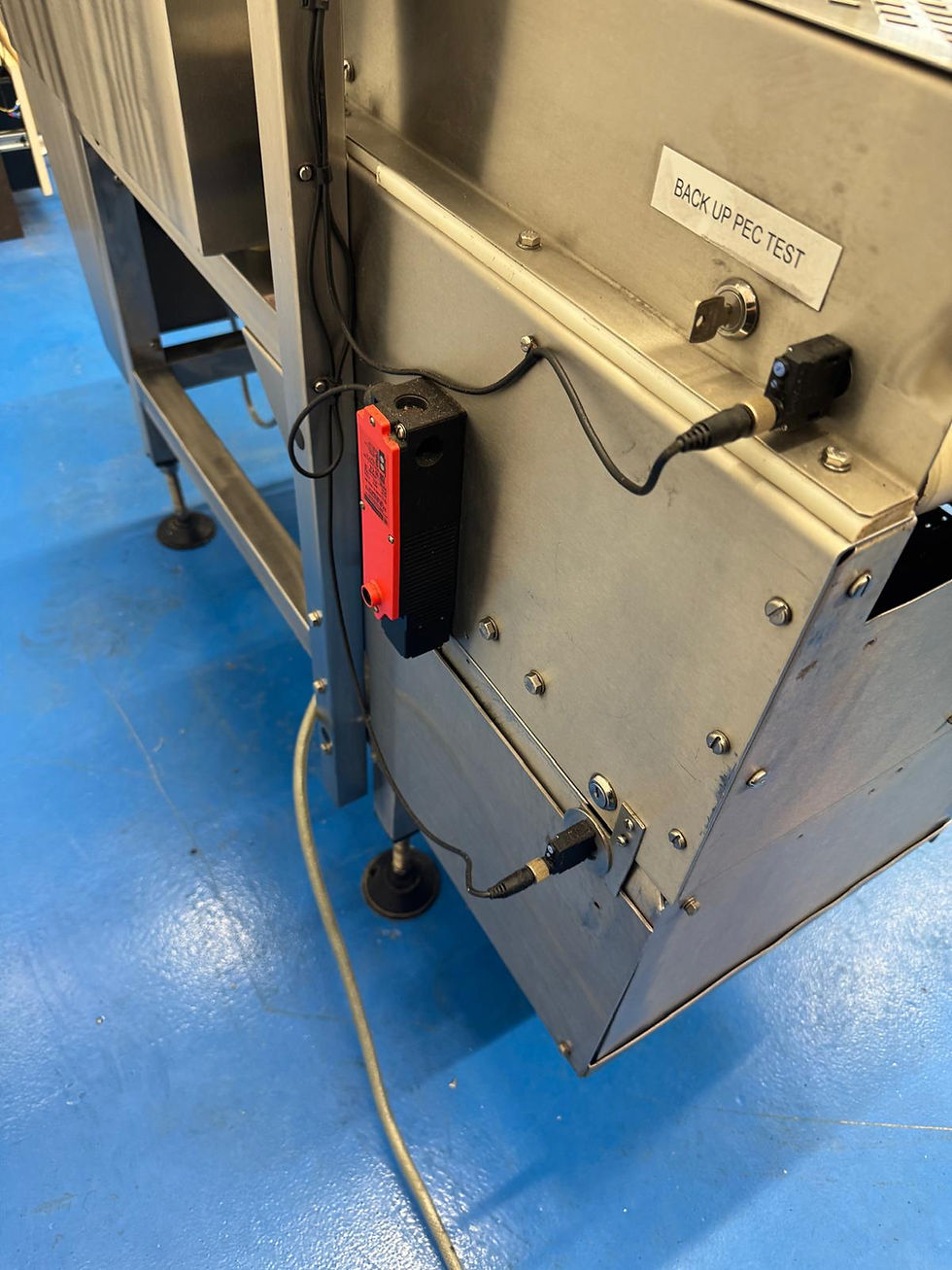 Thumbnail: Cintex Sentry Ferrous-in-Foil Metal Detector