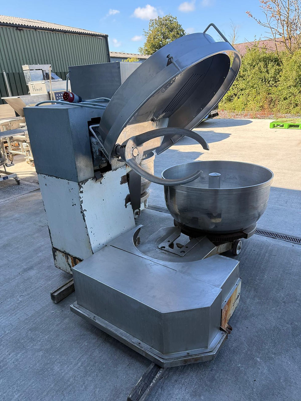 Thumbnail: 2000 VMI 2330MAEHW Fork Mixer with 2 x Bowls