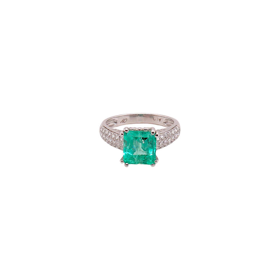 Colombian emerald and diamond on white gold 18 ct ring