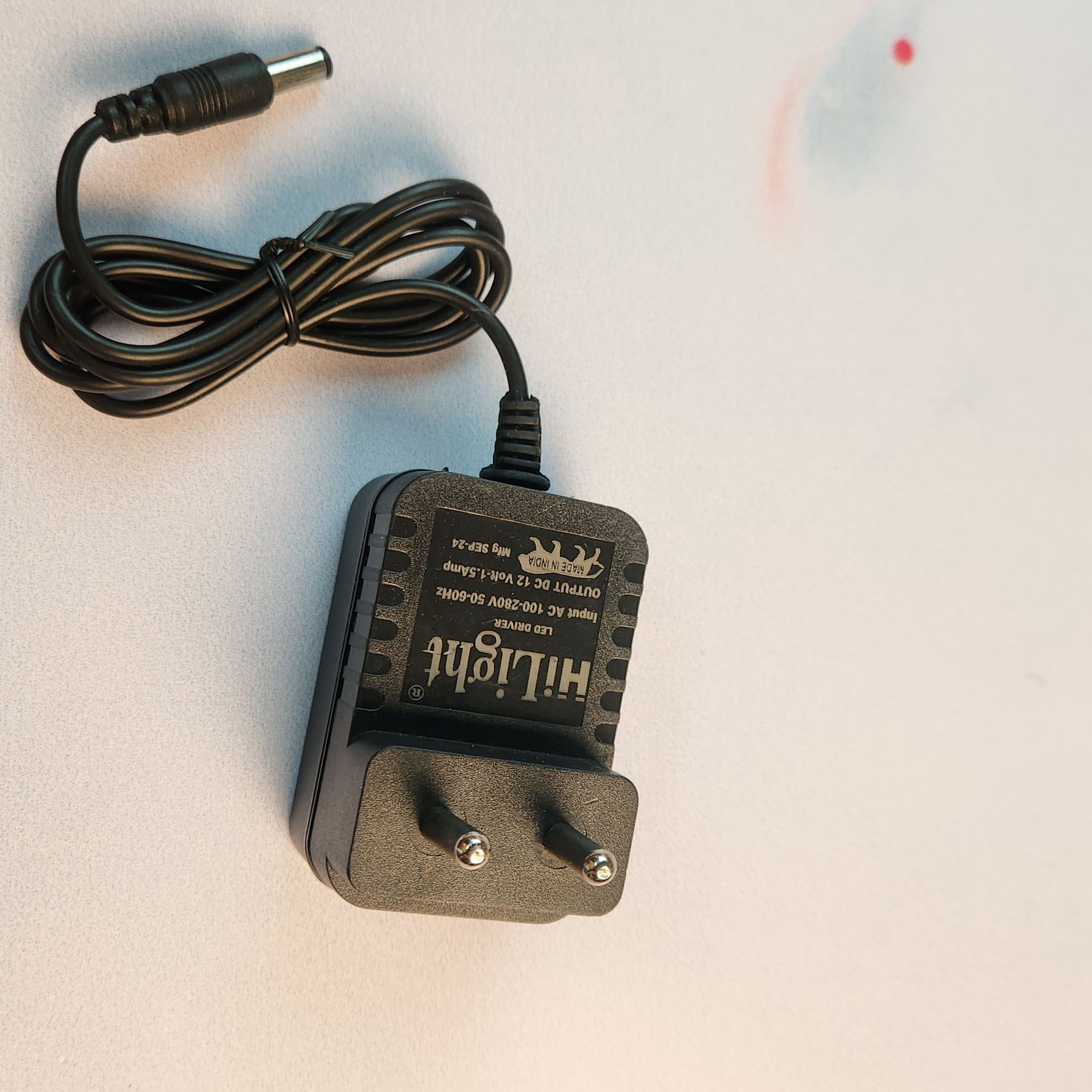 1.5 AMP 12 Volt DC LED Power Adapter - High-Performance Power Solution for LED Lighting & Signage