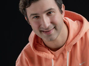 Business Headshots: Outdoor or Studio? How to Choose