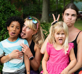 Gmas, moms, tots week 9 family pics-2.jpg