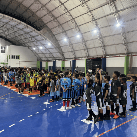 Campeonato Municipal de Futsal de Base estreia com grande participação e reforça investimento da Prefeitura de Ilhabela no esporte de base