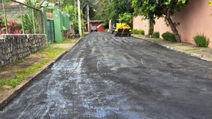 Prefeitura de Ilhabela investe em manutenção asfáltica de mais três ruas