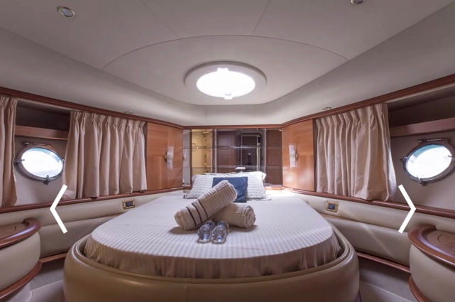 Миниатюра: Прокат яхты в Дубаи Azimut 62 Freedom II