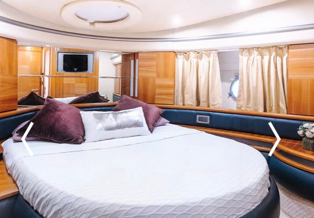 Миниатюра: Прокат яхты в Дубае Azimut 50 Grand Crew