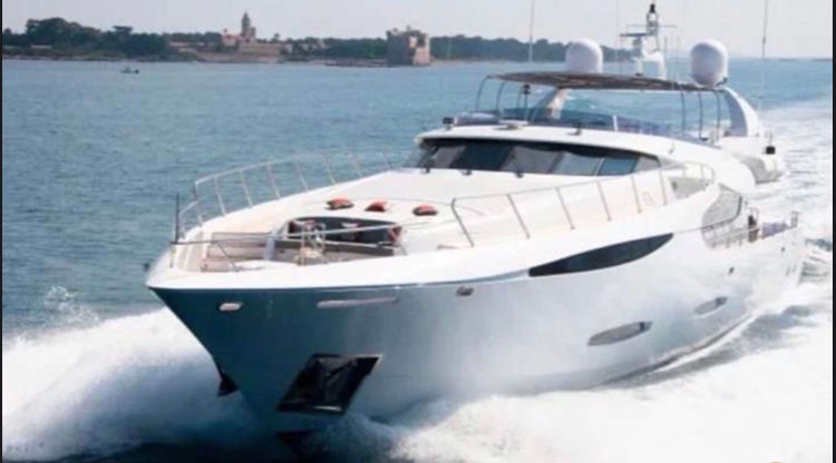 Миниатюра: Прокат яхты в Дубае Elite Private Yacht - Elite Stealth Prestige 120 VIP