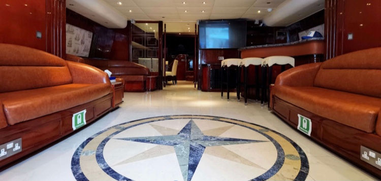 Миниатюра: Прокат яхты в Дубае GULF CRAFT