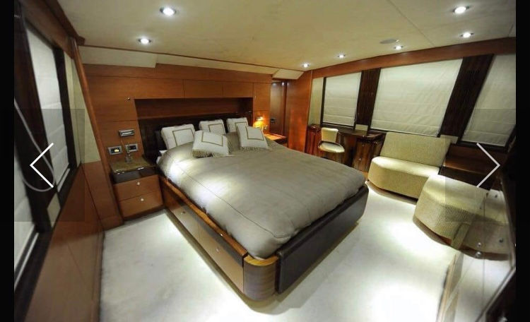 Миниатюра: Yacht Rental in Dubai ELITE YACHT JACUZZI 105FT