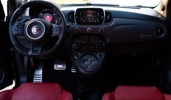 Миниатюра: Прокат автомобиля комфорт-класса в Дубае Abarth 595