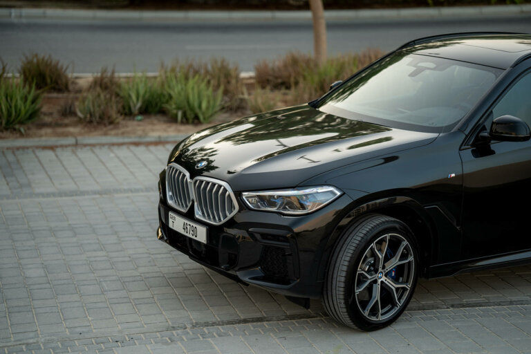 Миниатюра: Прокат внедорожника в Дубае BMW X6