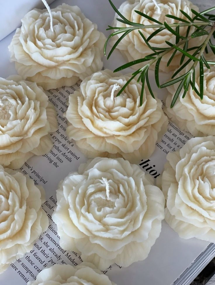 Thumbnail: Selemo British Rose Peony Flower Candle | Handmade Scented Soy Wax Candle