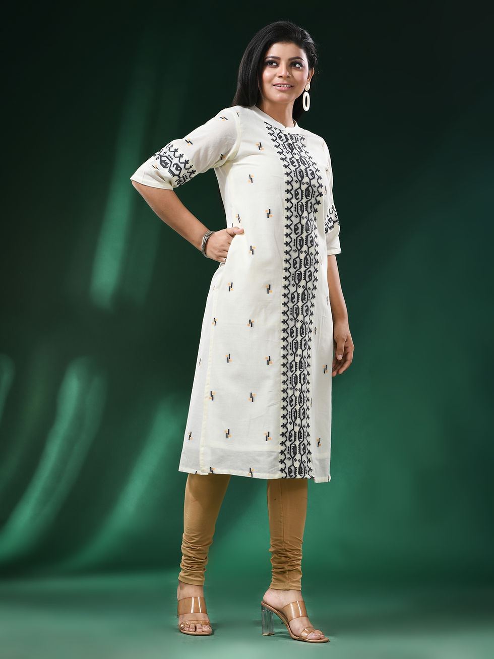 Thumbnail: Pure Cotton Woven Thread Jamdani Kurti in Off White & Black