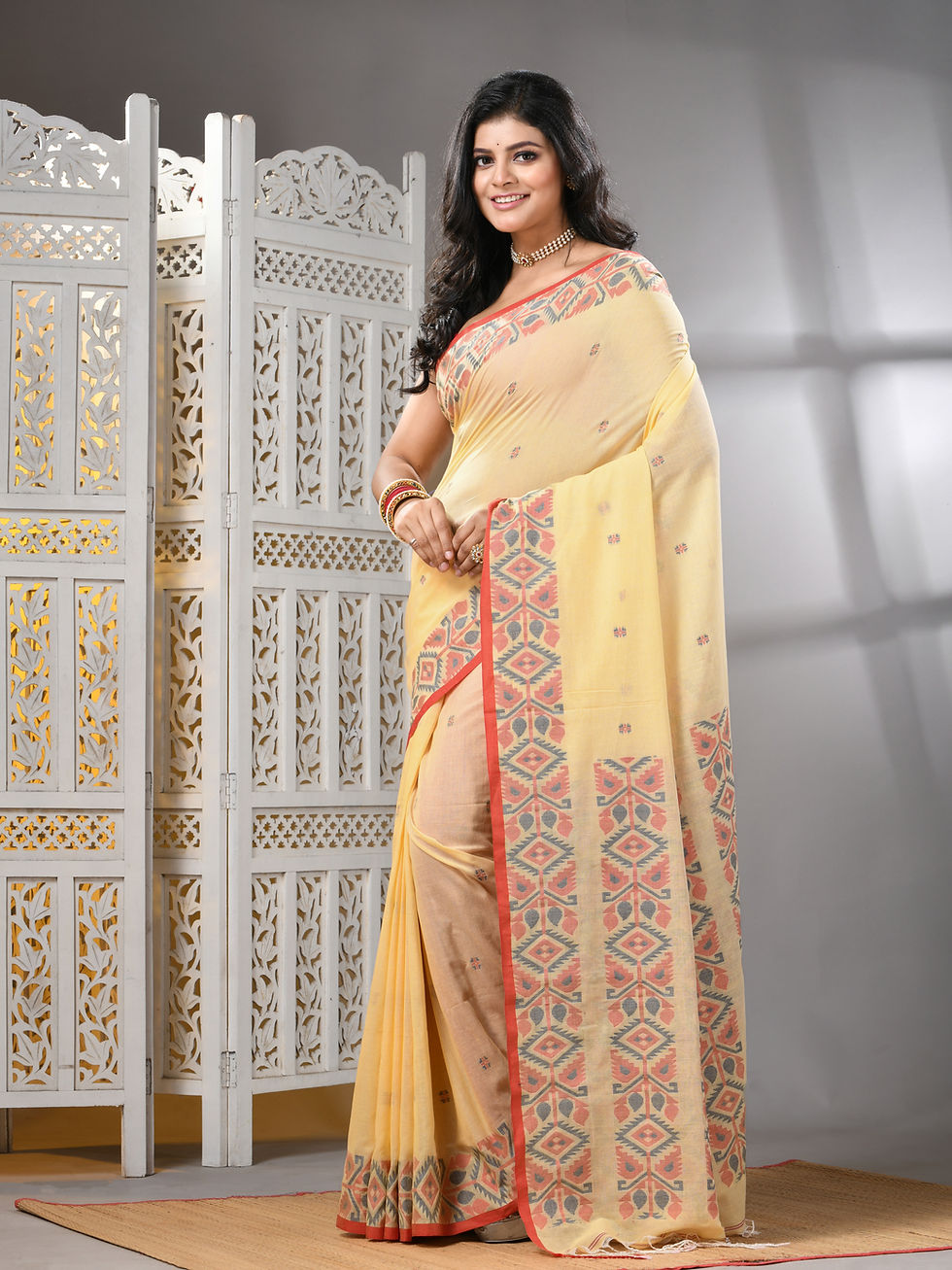 Thumbnail: Bengal Pure Cotton Saree with blouse piece (Cream).