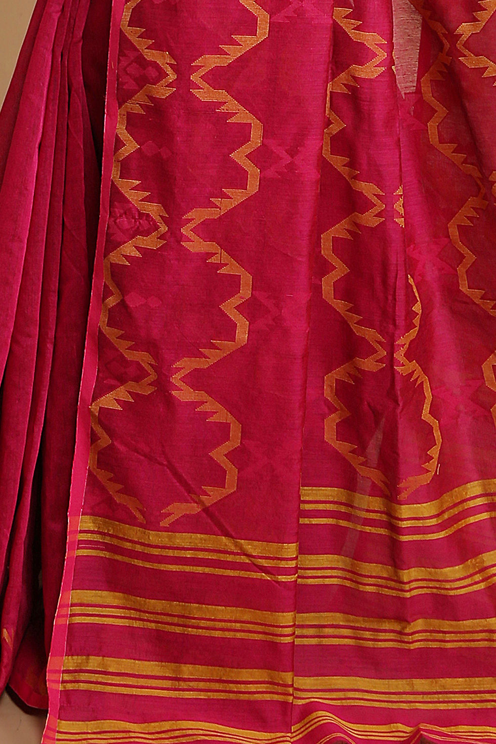 Thumbnail: Cotton Silk Handloom Saree with Blouse Piece –Pink Color