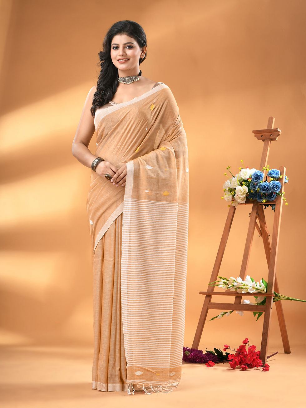 Thumbnail: Pure Cotton Handloom Saree With Blouse Piece (Beige).