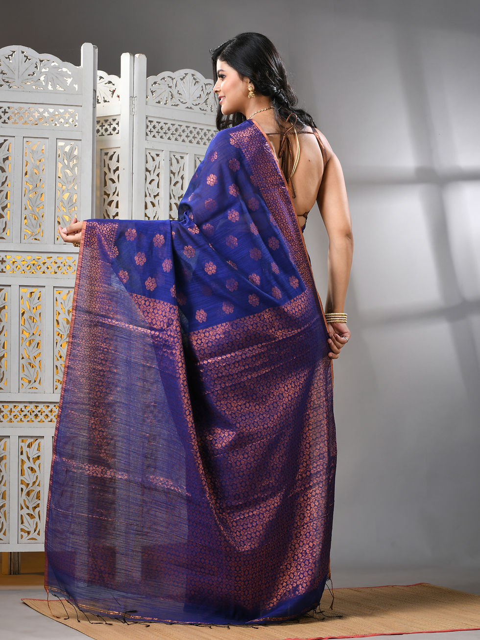Thumbnail: Cotton Silk Handloom Zari Saree In Blue with Blouse Piece.