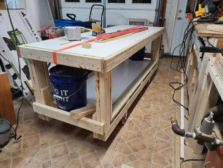 Work Bench for Leanna. March, 2021. (6 Pics)