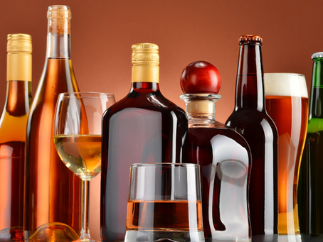 Alcohol y músculo: lo que realmente le pasa a tu cuerpo cuando tomas los fines de semana