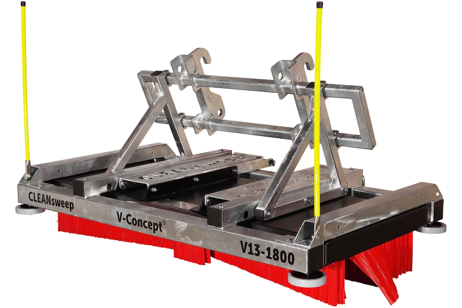 040-V13-18GU-VBST-CLEANsweep-V-Concept-Anbaubesen-mit-JCB-Q-Fit-Schnellwechsel-Aufnahme-von-hinten