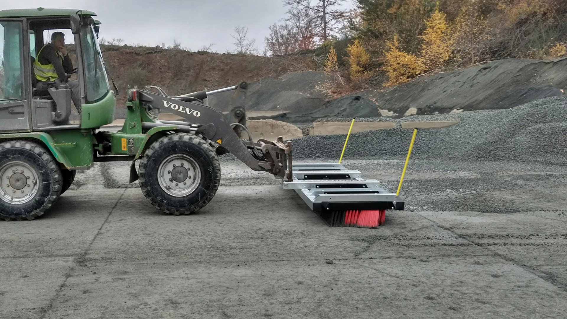cleansweep-kehrbesen-industrie-betonwerk-bigbag-aussen