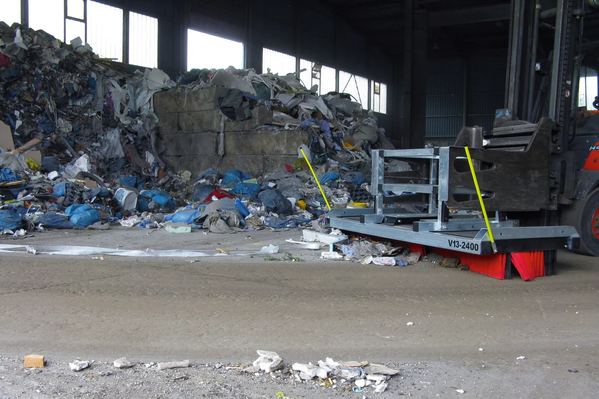 CLEANsweep – Kunststoff- und Verpackungsbereiche – Umschlagplatz / Sortieranlage